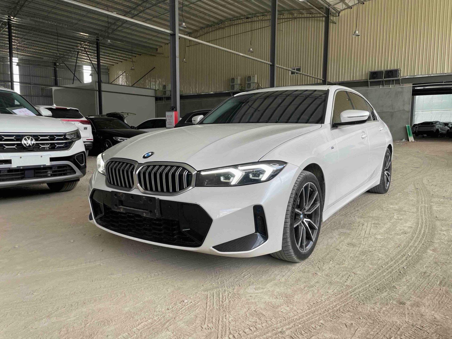 BMW 3 Series 2023 car image 