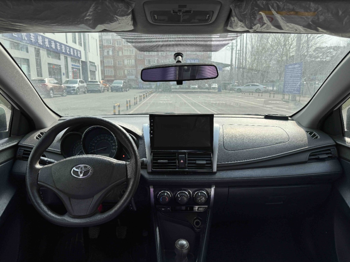 Toyota Vios 2015 #9 Toyota Vios 2015 car image #9