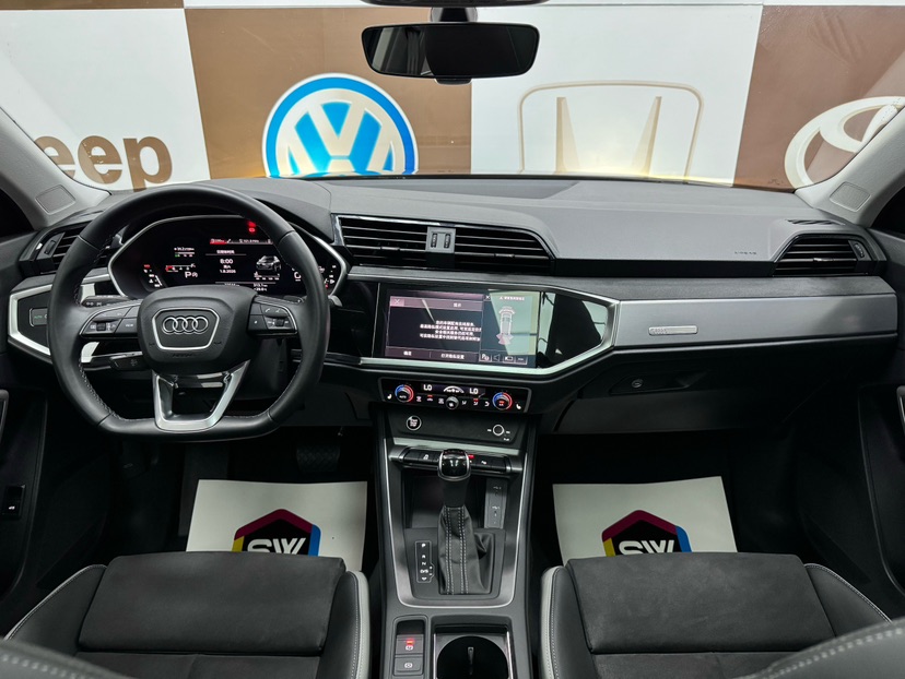 Audi Q3 2022 immagine di auto #9