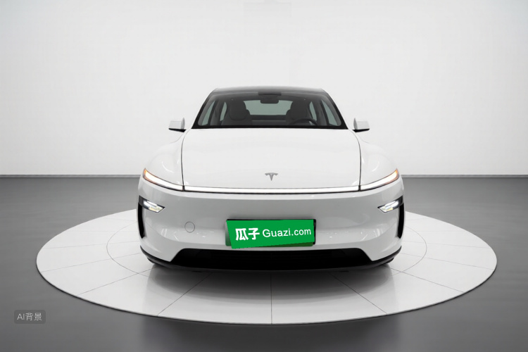 Tesla Model Y 2025 #3 Tesla Model Y 2025 car image #3