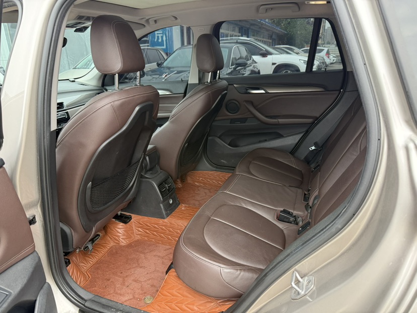 BMW X1 2017 #6 BMW X1 2017 car image #6