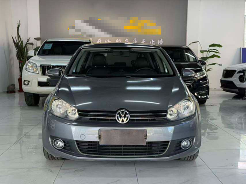 Volkswagen Golf 2012 car image #4