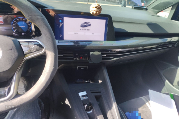 Volkswagen Golf 2021 car image #15