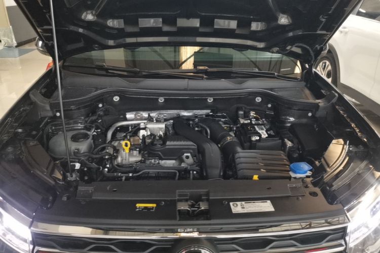 Volkswagen Tharu 2024 car image #20