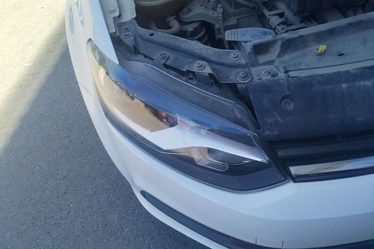 Volkswagen Polo 2019 car image #8