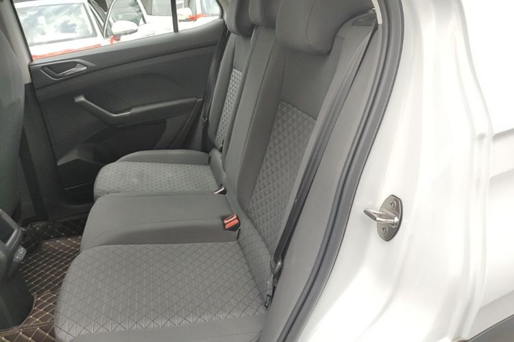 Volkswagen T-Cross 2025 #17 Volkswagen T-Cross 2025 car image #17