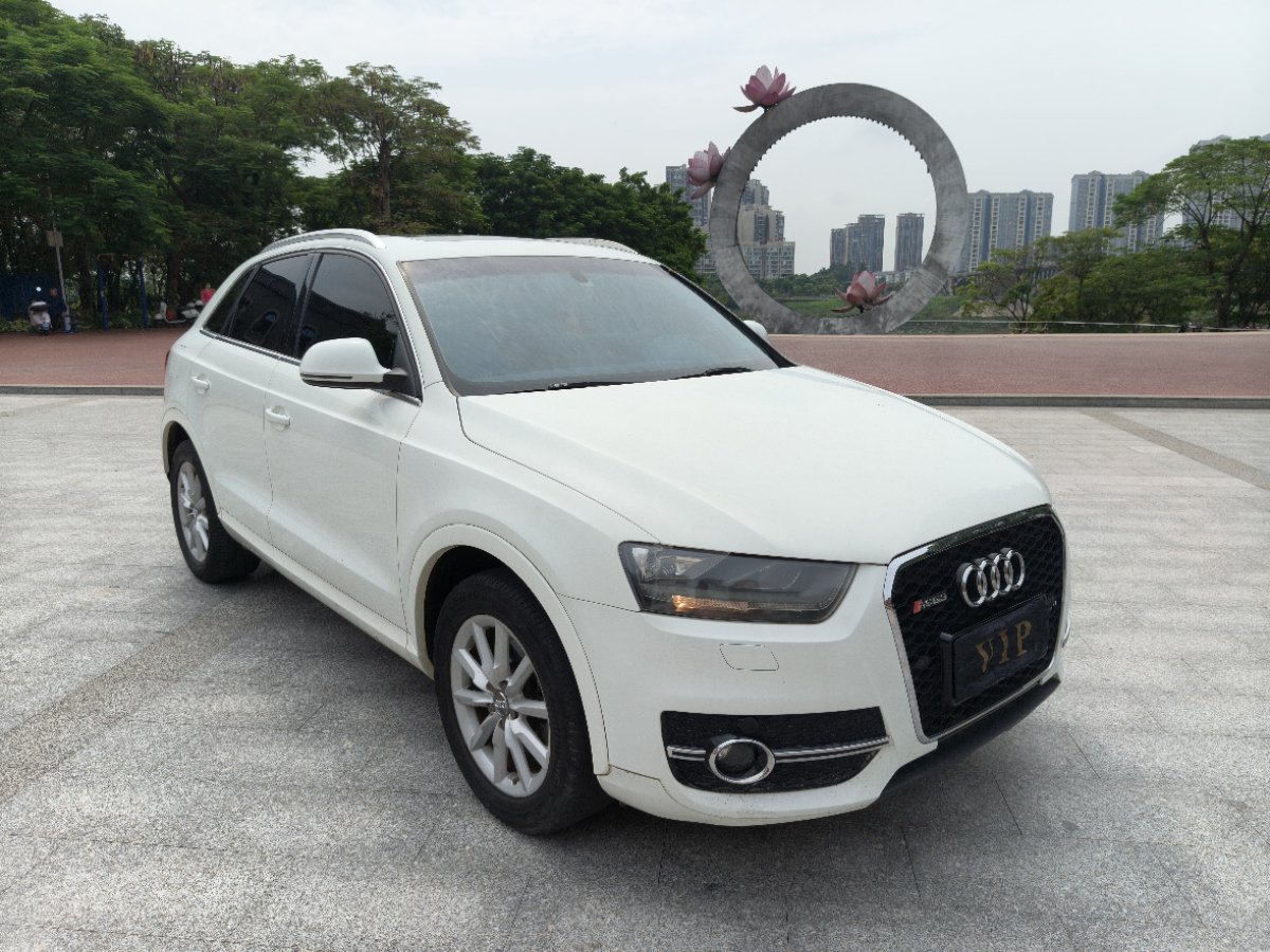 Audi Q3 2014 car image #3