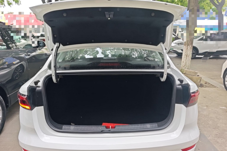 GEELY Emgrand 2021 #19 GEELY Emgrand 2021 car image #19