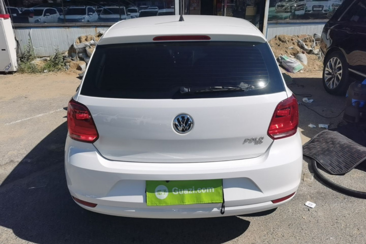 Volkswagen Polo 2019 car image #6