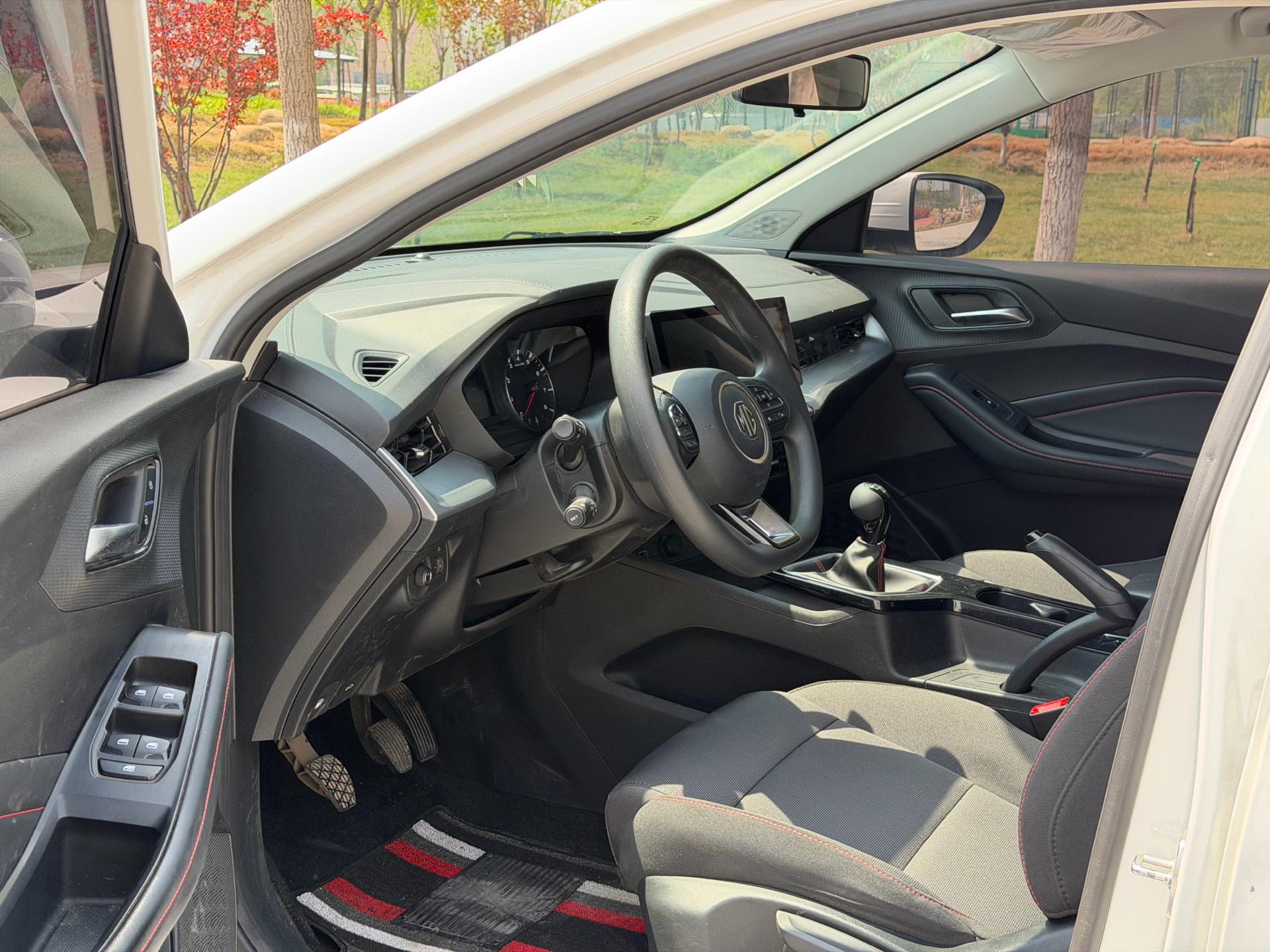 MG 5 2024 imagen de coche #7