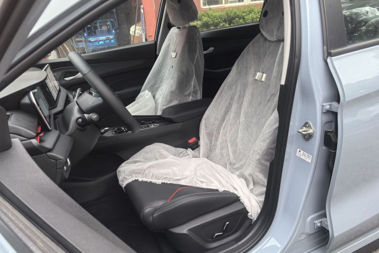 吉利汽车 缤瑞 2026 汽车图片 #15