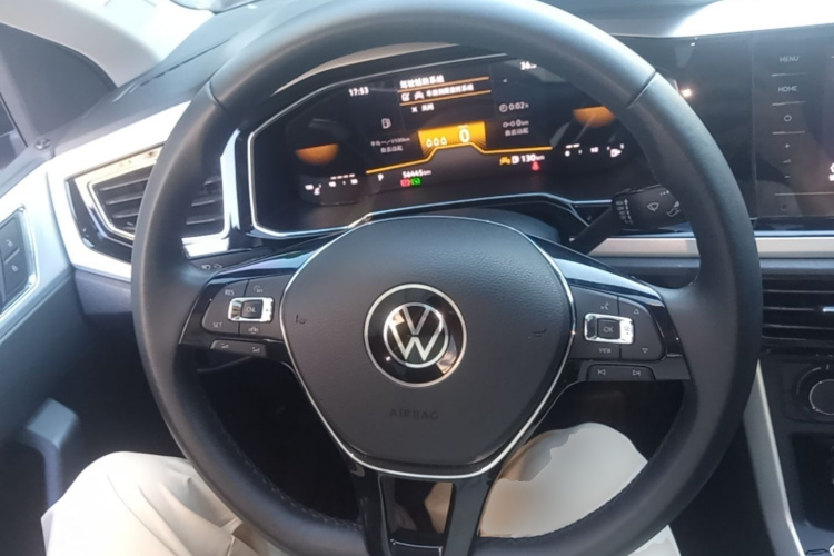 Volkswagen Polo 2023 car image #11