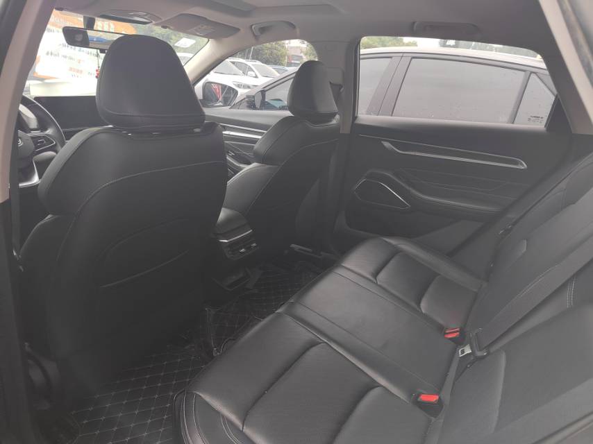 GEELY Emgrand 2021 #5 GEELY Emgrand 2021 car image #5