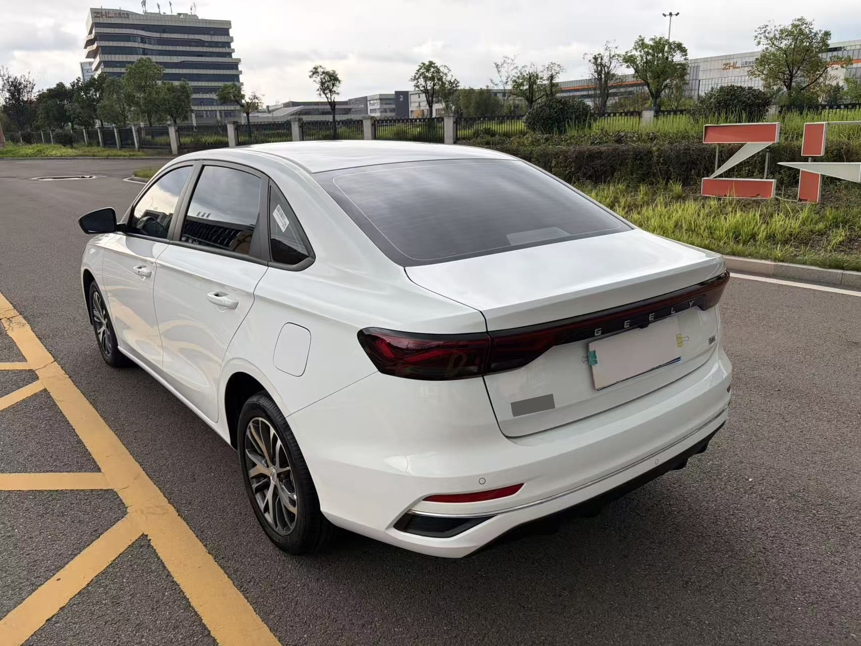 GEELY Emgrand 2026 #9 GEELY Emgrand 2026 car image #9