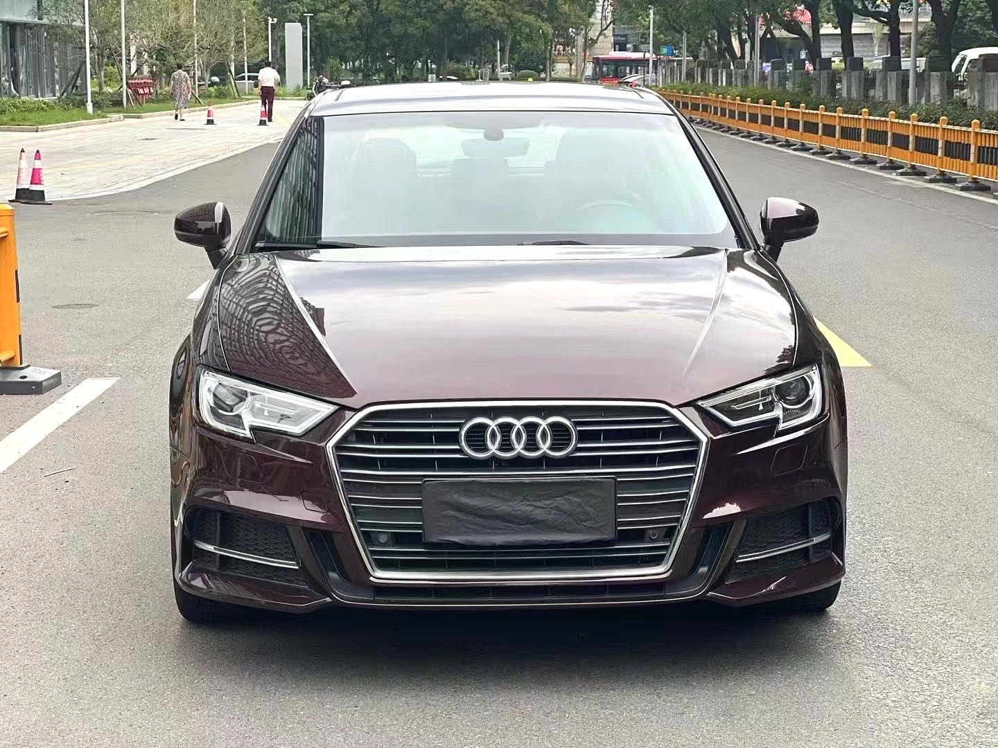 Audi A3 2018 car image #2