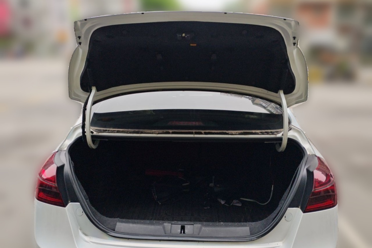 GEELY Emgrand 2020 #17 GEELY Emgrand 2020 car image #17