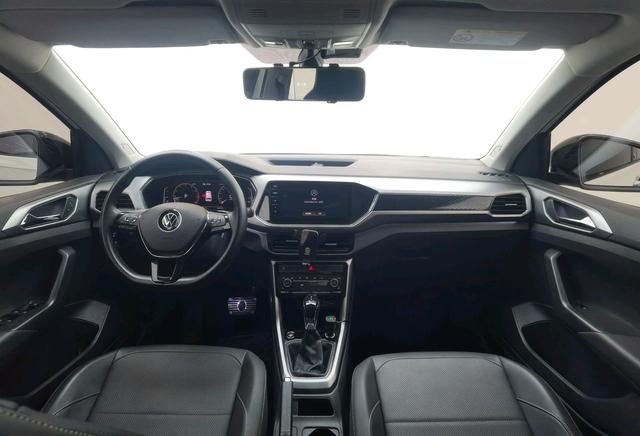 Volkswagen T-Cross 2022 #14 Volkswagen T-Cross 2022 car image #14