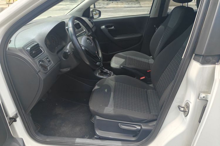 Volkswagen Polo 2017 #10 Volkswagen Polo 2017 car image #10
