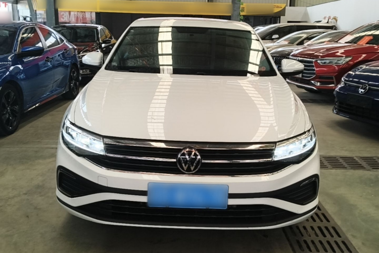 Volkswagen Bora 2024 car image #3