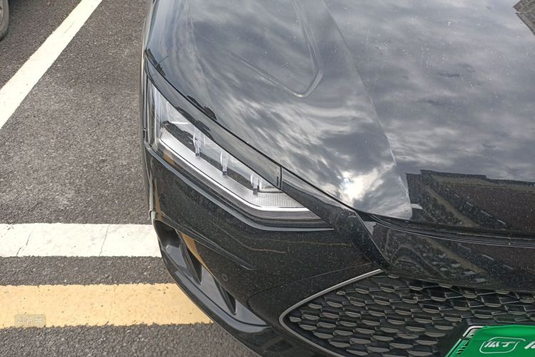 BYD Han 2023 car image #8