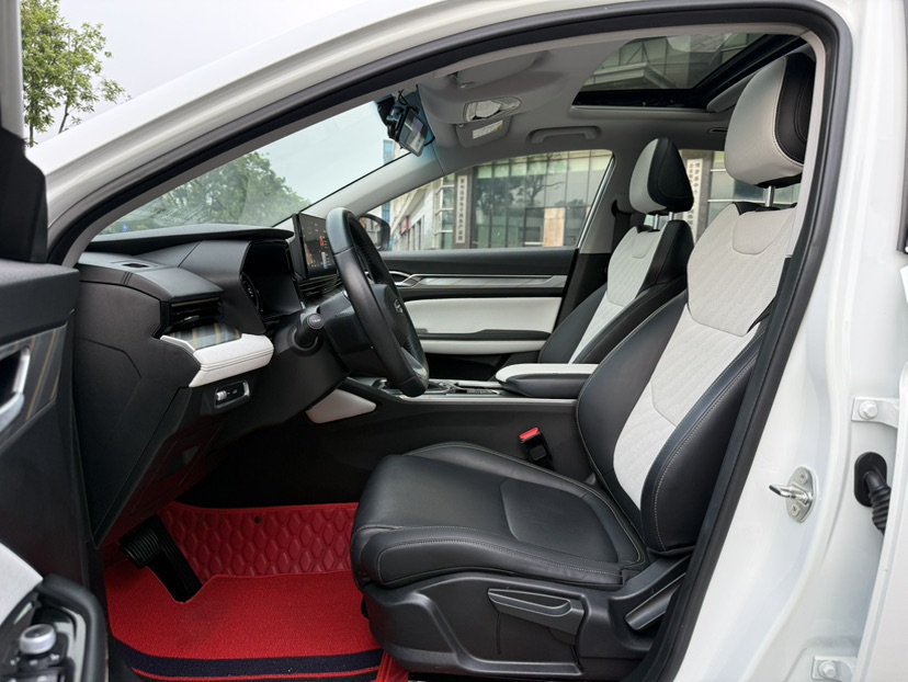 GEELY Emgrand L 2022 car image #5