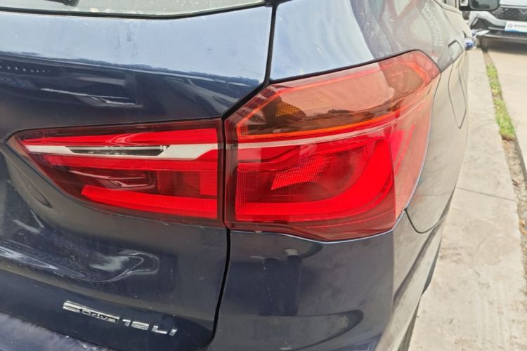 BMW X1 2019 car image #8