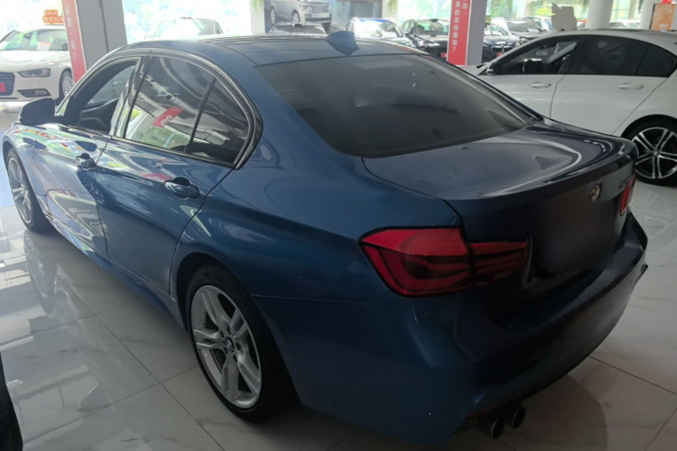 BMW 3 Series 2018 #5 BMW 3 Series 2018 car image #5