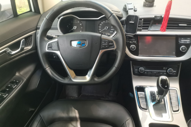 GEELY Emgrand GS 2016 car image #11