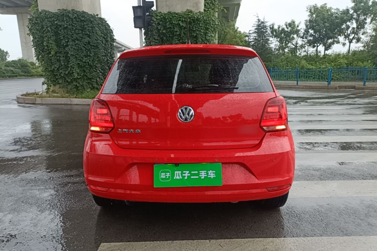 Volkswagen Polo 2018 car image #4