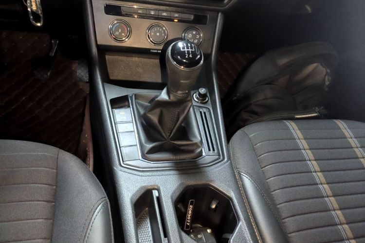 Volkswagen Lavida 2021 car image #14