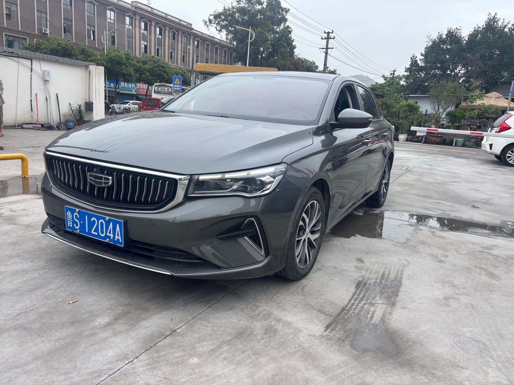 GEELY Emgrand 2023 car image 