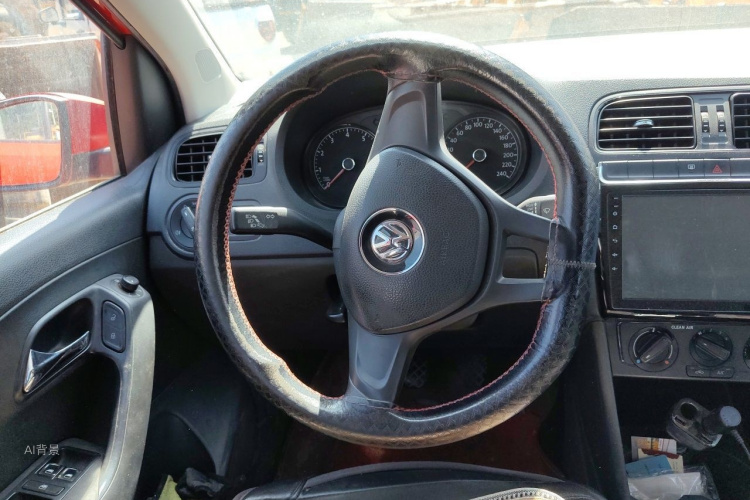 Volkswagen Polo 2017 car image #12
