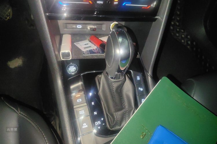 Volkswagen Tharu 2022 صورة سيارة #16
