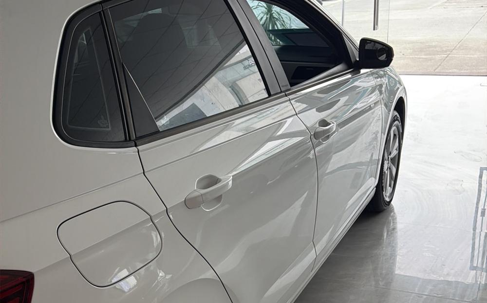 Volkswagen Polo 2024 car image #3