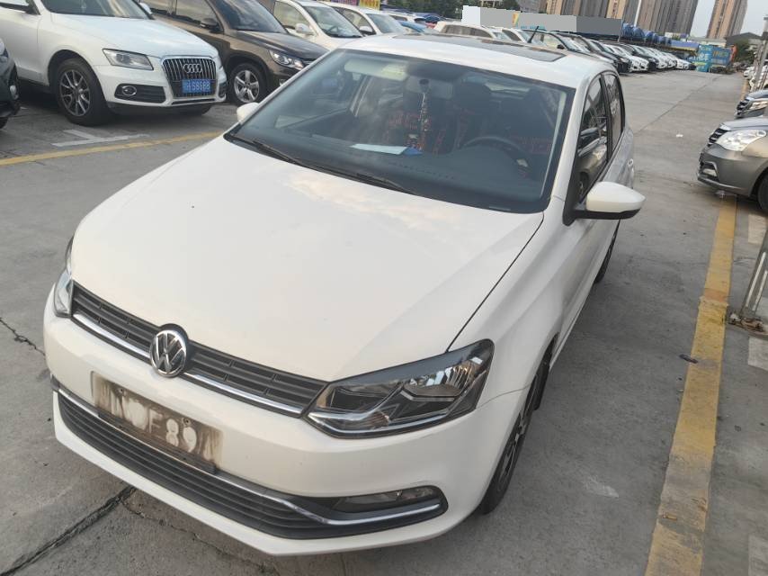 Volkswagen Polo 2016 Volkswagen Polo 2016 car image