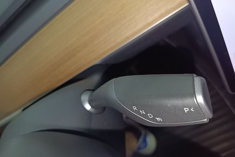 Tesla Model 3 2020 car image #14