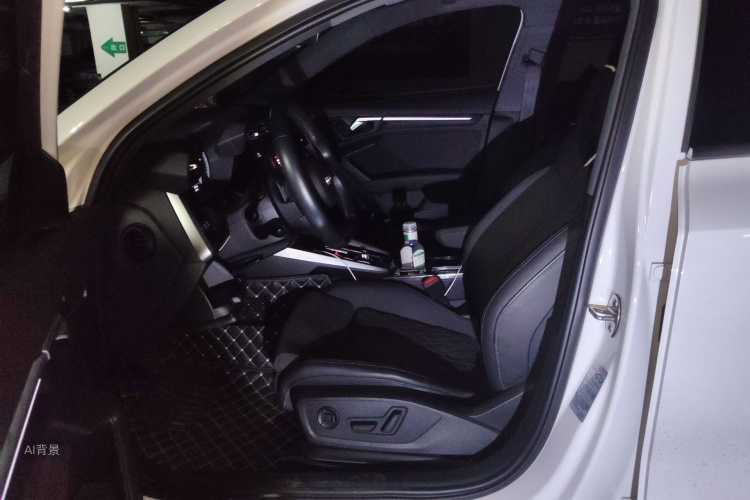 Audi A3 2021 immagine di auto #17