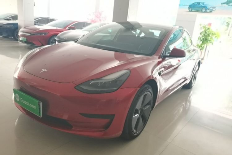 Tesla Model 3 2022 car image #2