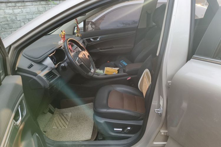 GEELY Emgrand GS 2018 #15 GEELY Emgrand GS 2018 car image #15