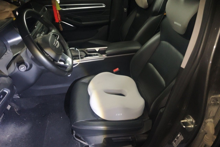 GEELY Emgrand 2023 #15 GEELY Emgrand 2023 car image #15
