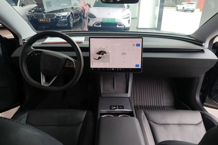 Tesla Model 3 2024 #10 Tesla Model 3 2024 immagine di auto #10