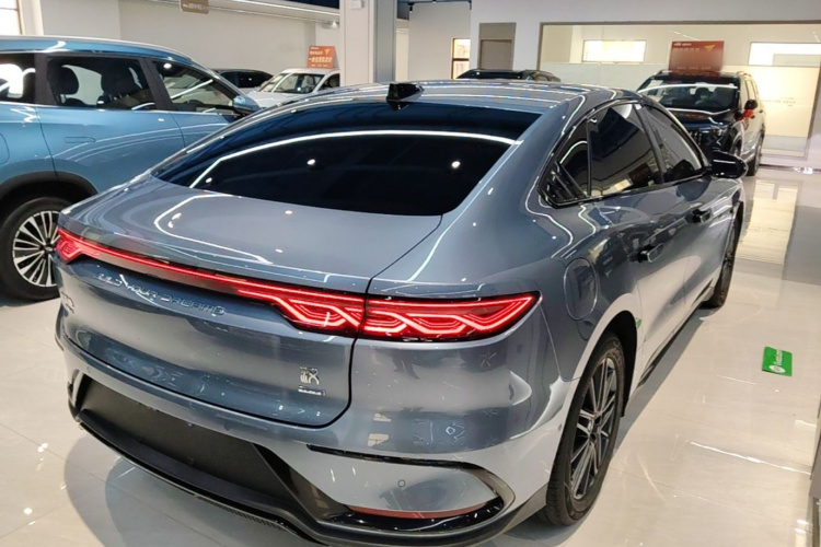 BYD Han 2025 car image #7