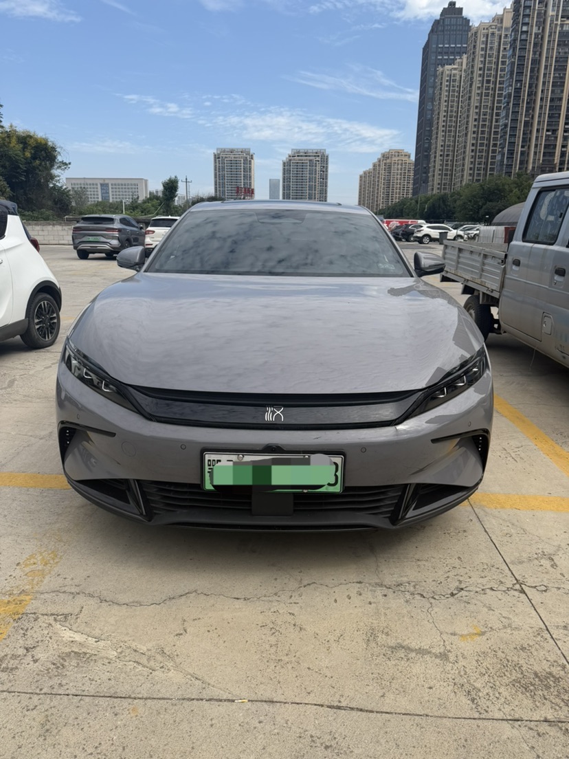 BYD Han 2025 image de voiture #2