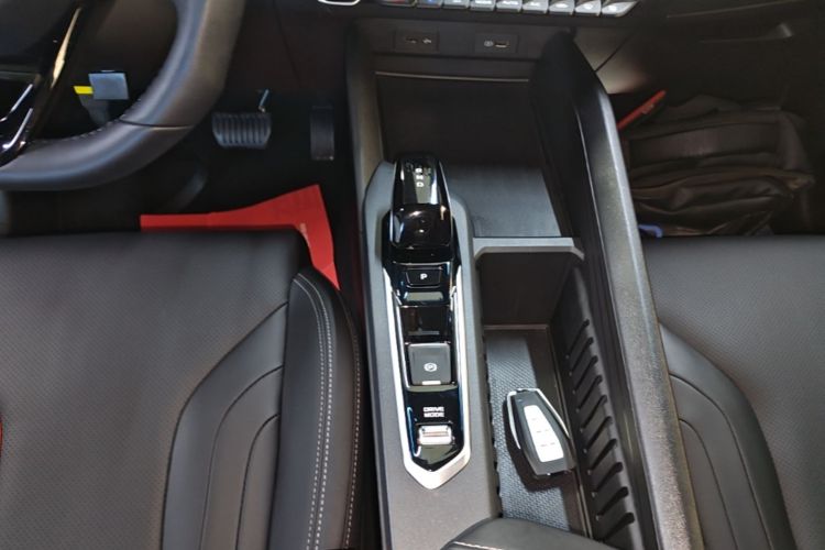 GEELY Binray 2023 car image #14