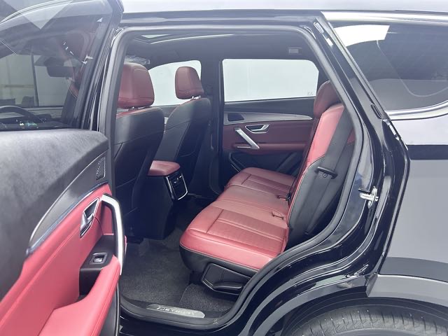 Jetour X70 PLUS 2025 #8 Jetour X70 PLUS 2025 صورة سيارة #8
