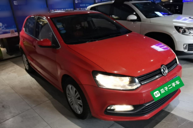 Volkswagen Polo 2016 car image #4
