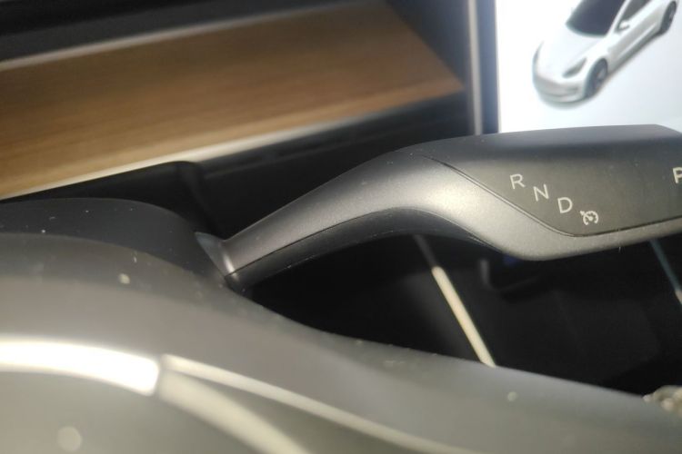 Tesla Model 3 2020 #14 Tesla Model 3 2020 car image #14