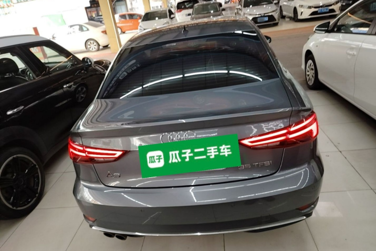 Audi A3 2019 immagine di auto #6