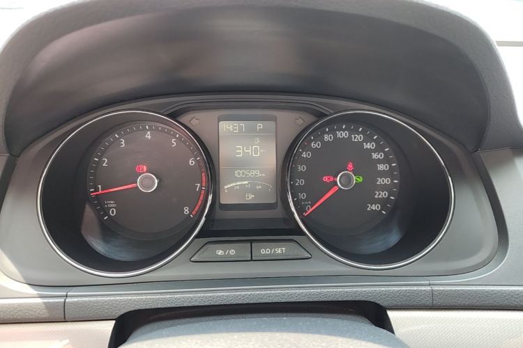 Volkswagen Lavida 2019 immagine di auto #12