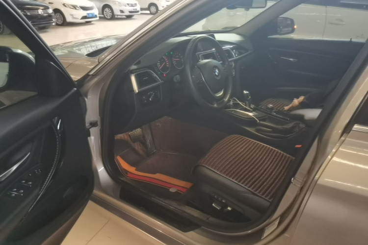 BMW 3 Series 2017 #16 BMW 3 Series 2017 car image #16